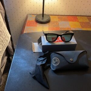 I don’t wear them. Impulse buy.